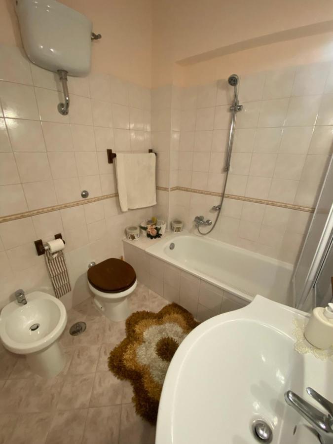 B&B Casa Pupetta Torre del Greco Bagian luar foto