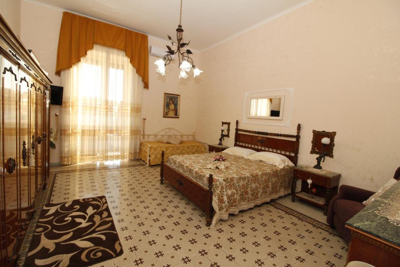 B&B Casa Pupetta Torre del Greco Bagian luar foto
