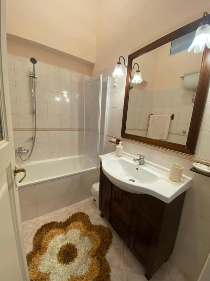 B&B Casa Pupetta Torre del Greco Bagian luar foto